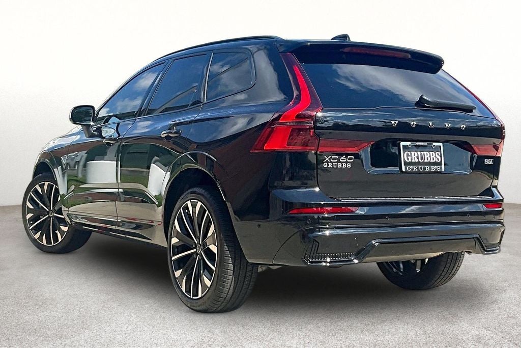 2027 Volvo XC60 B5 Ultra