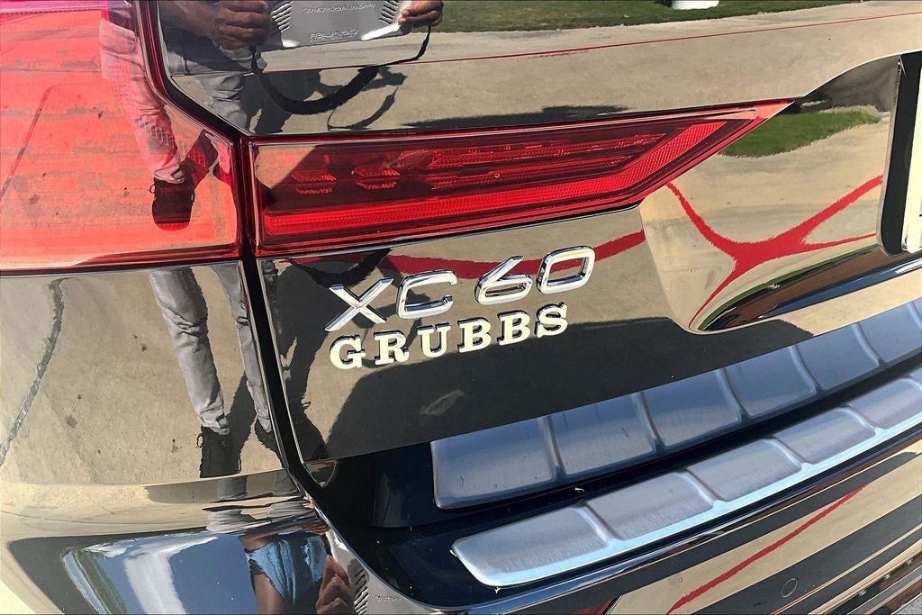 2027 Volvo XC60 B5 Ultra
