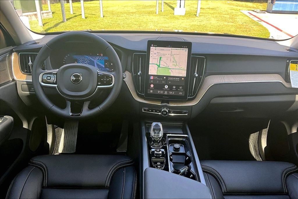 2027 Volvo XC60 B5 Ultra