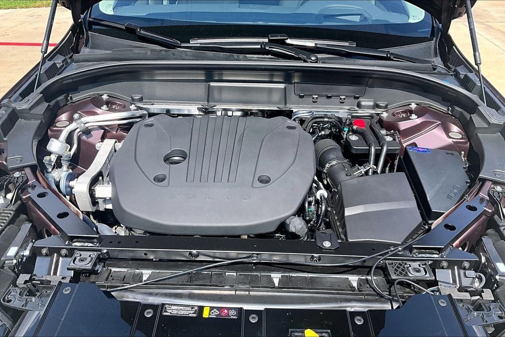 2027 Volvo XC60 B5 Ultra
