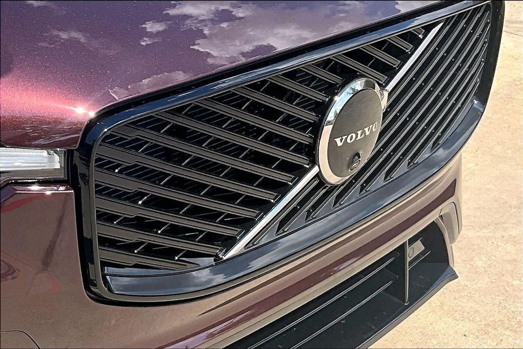 2027 Volvo XC60 B5 Ultra