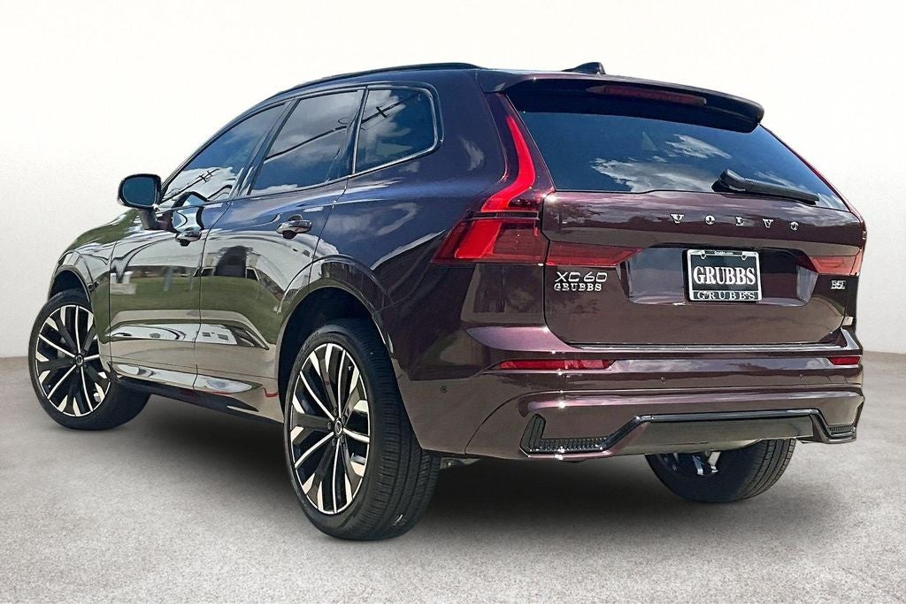 2027 Volvo XC60 B5 Ultra