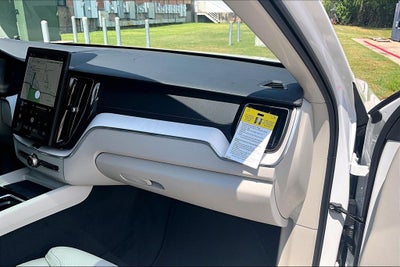 2027 Volvo XC60 B5 Ultra