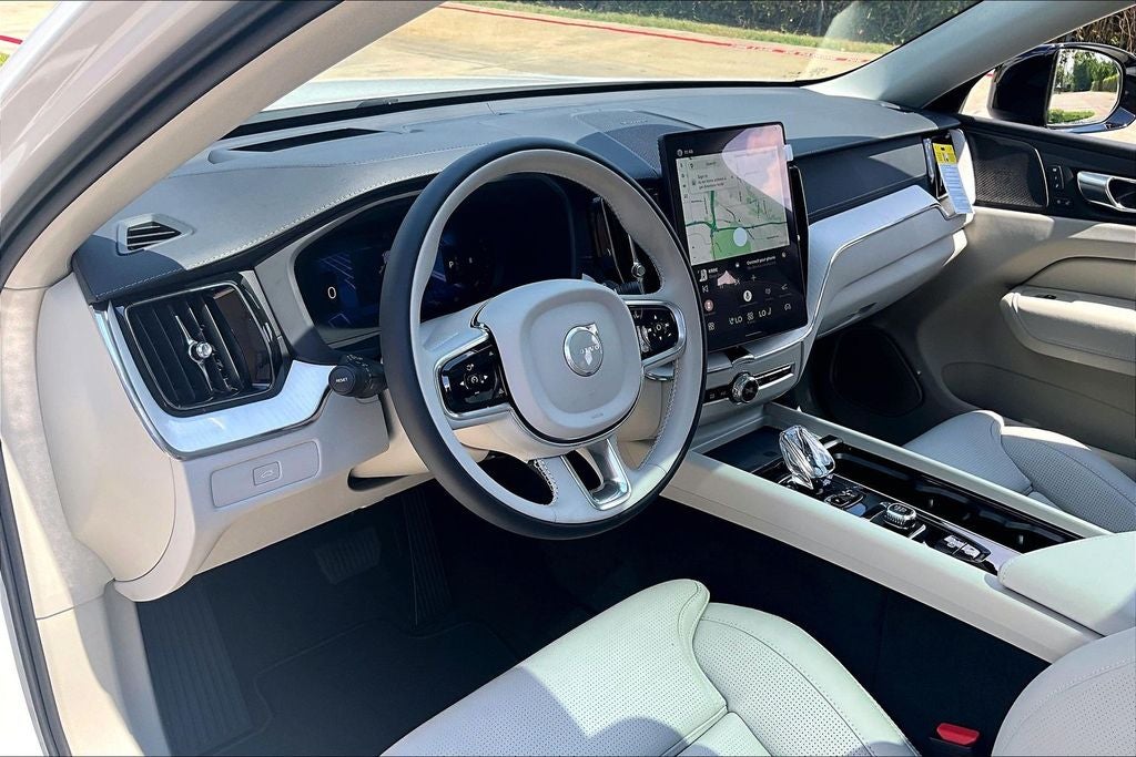 2027 Volvo XC60 B5 Ultra