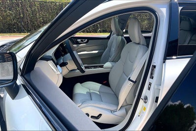 2027 Volvo XC60 B5 Ultra