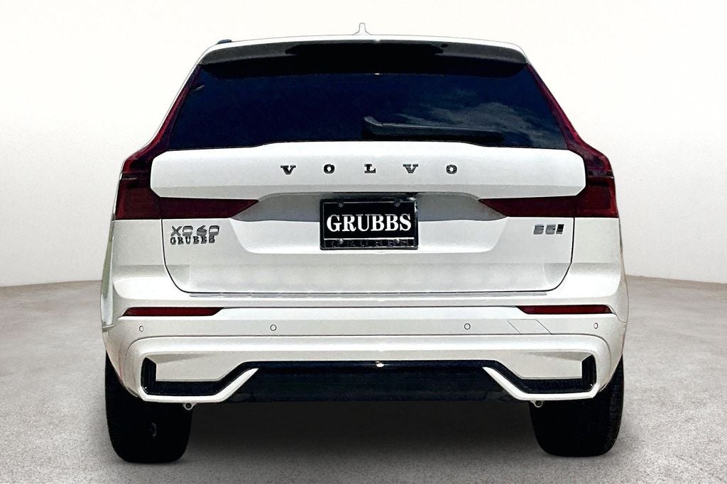2027 Volvo XC60 B5 Ultra