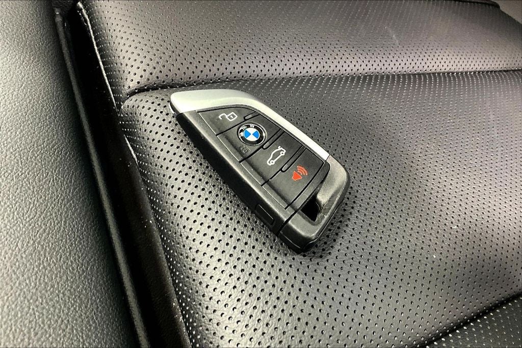2025 BMW 2 Series 230i