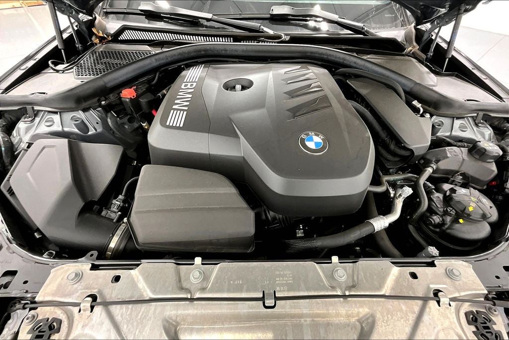 2025 BMW 3 Series 330i