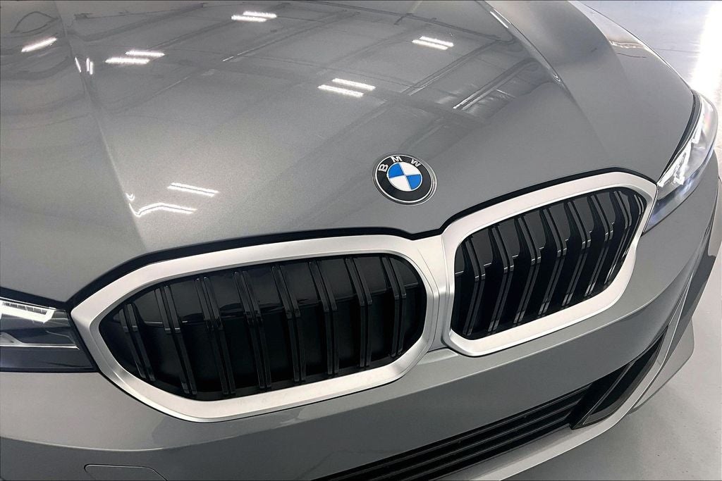 2025 BMW 3 Series 330i