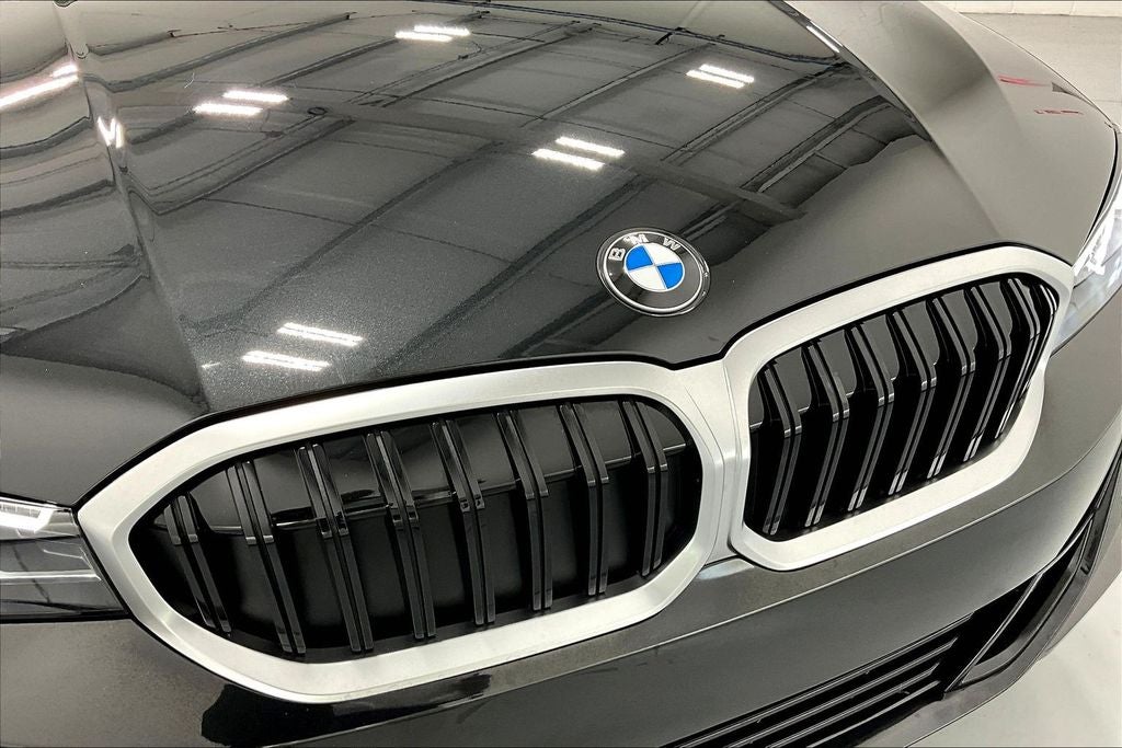 2025 BMW 3 Series 330i xDrive