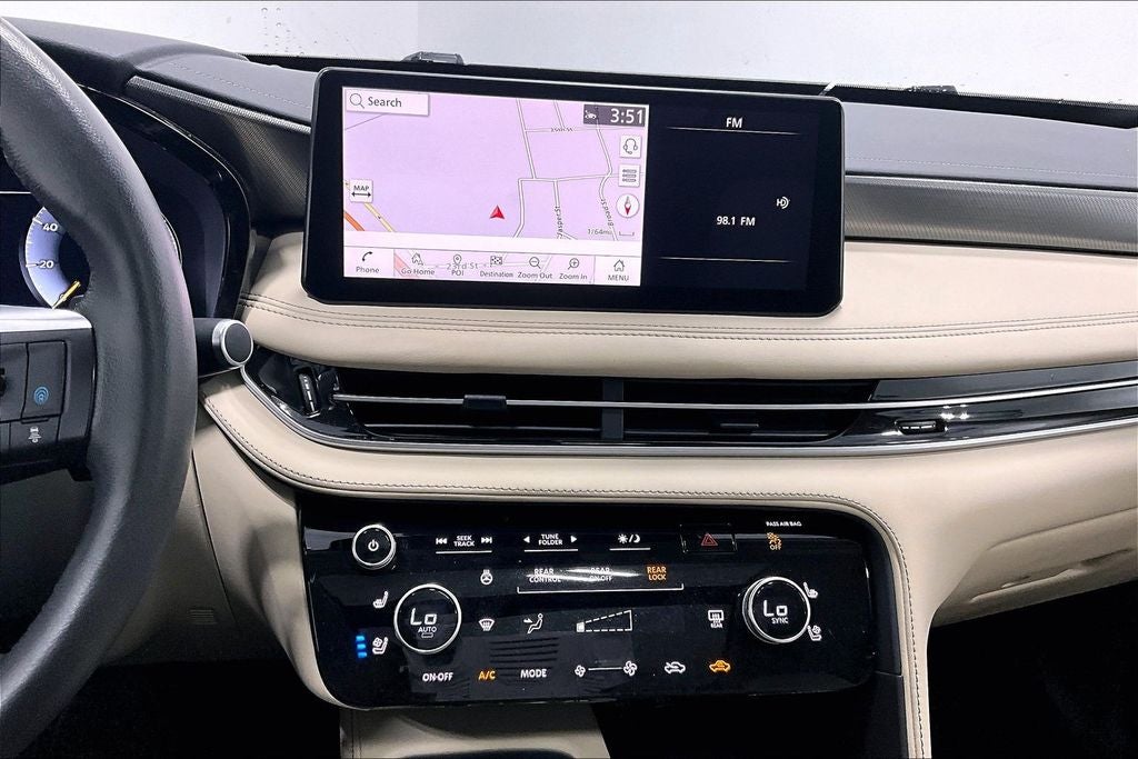 2023 INFINITI QX60 LUXE