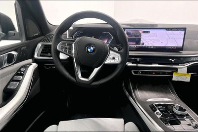 2027 BMW X7 xDrive40i