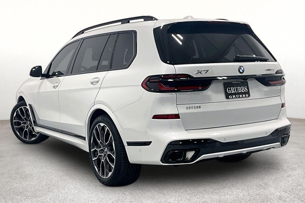 2027 BMW X7 xDrive40i
