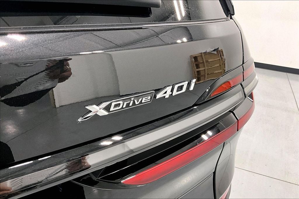 2027 BMW X7 xDrive40i