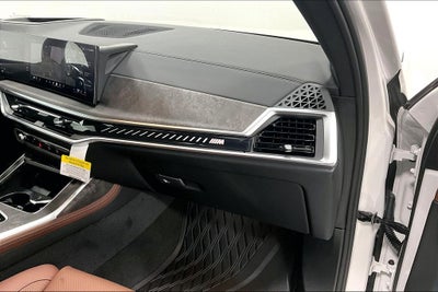2026 BMW X7 M60i