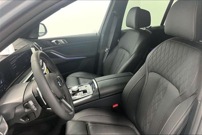 2025 BMW X5 M60i