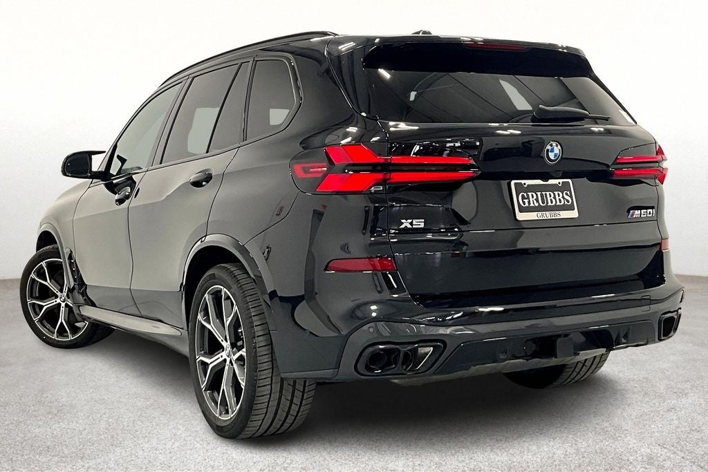 2025 BMW X5 M60i