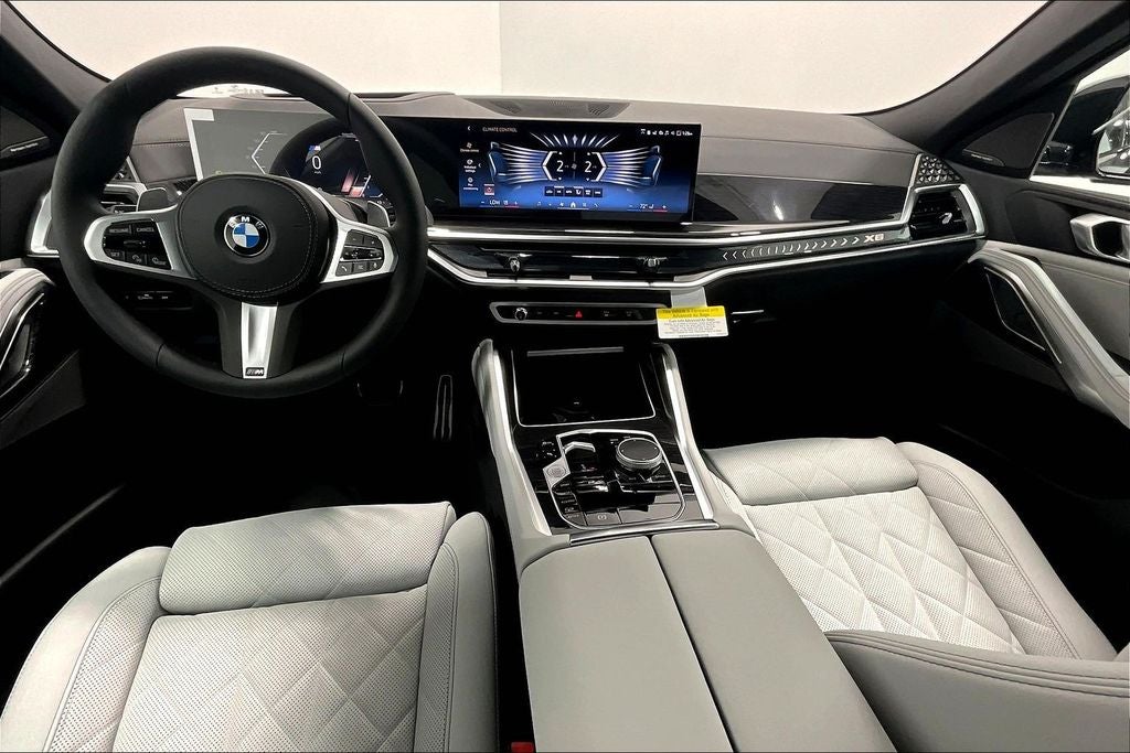 2026 BMW X6 xDrive40i