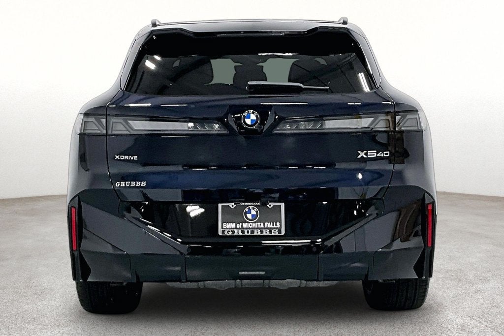 2027 BMW X5 40 xDrive