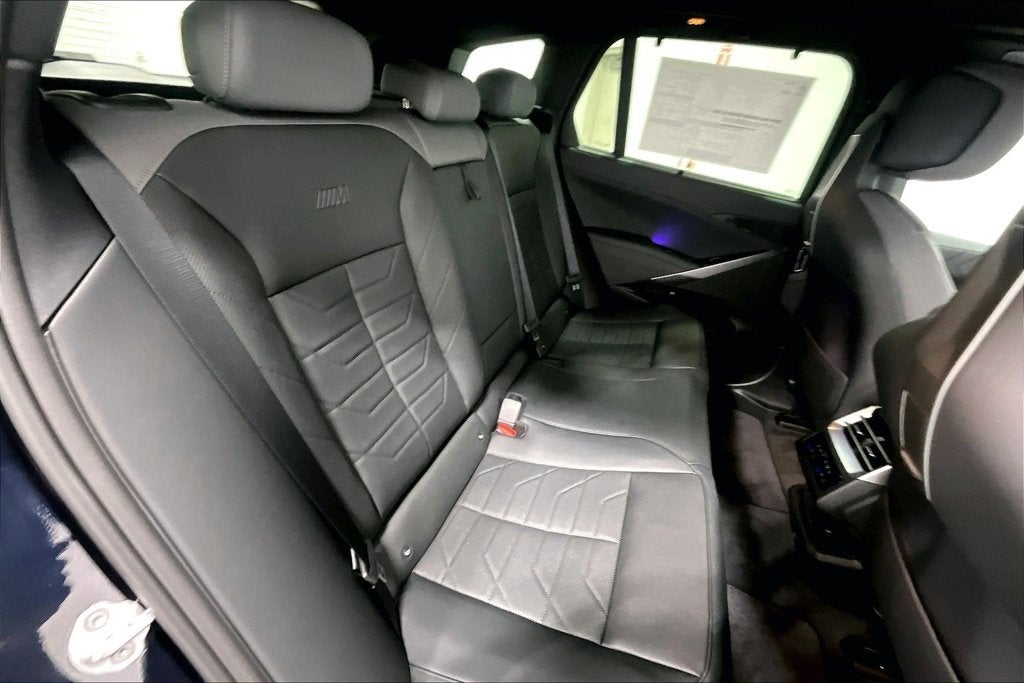 2027 BMW X5 40 xDrive