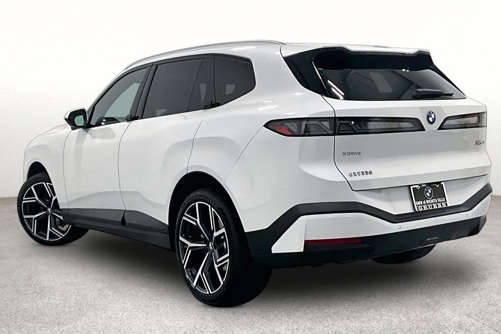 2027 BMW X5 40 xDrive