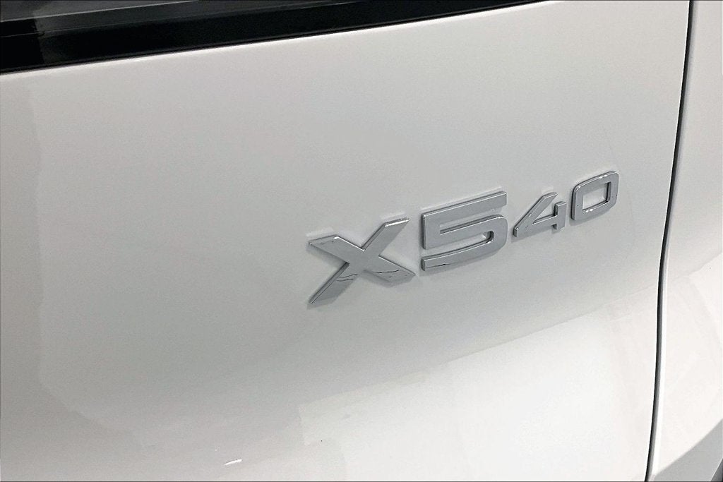 2027 BMW X5 40 xDrive