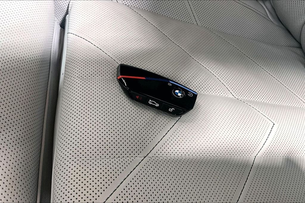 2024 BMW XM Base