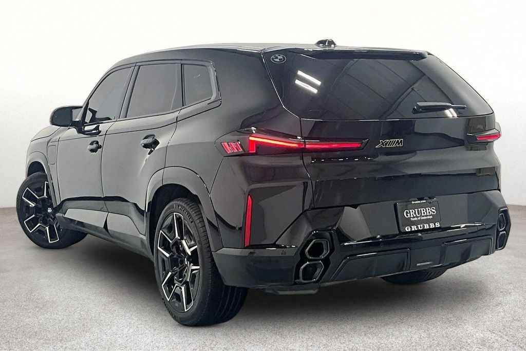 2024 BMW XM Base