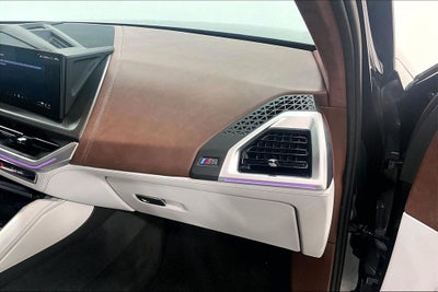 2024 BMW XM Base