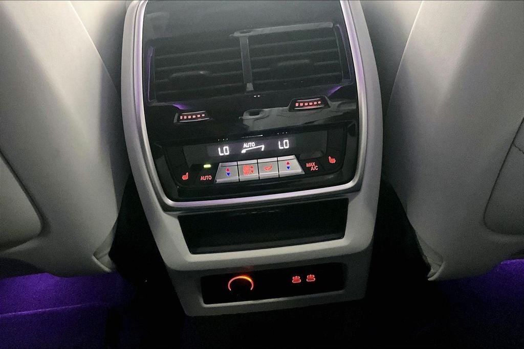 2024 BMW XM Base