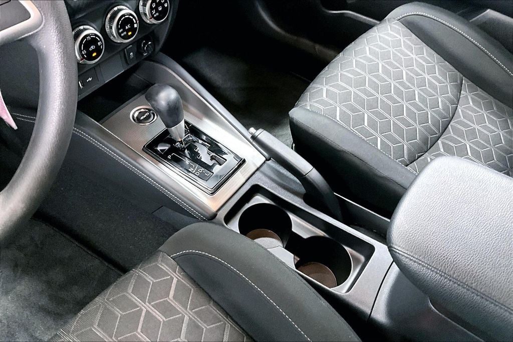2025 Mitsubishi Outlander Sport S