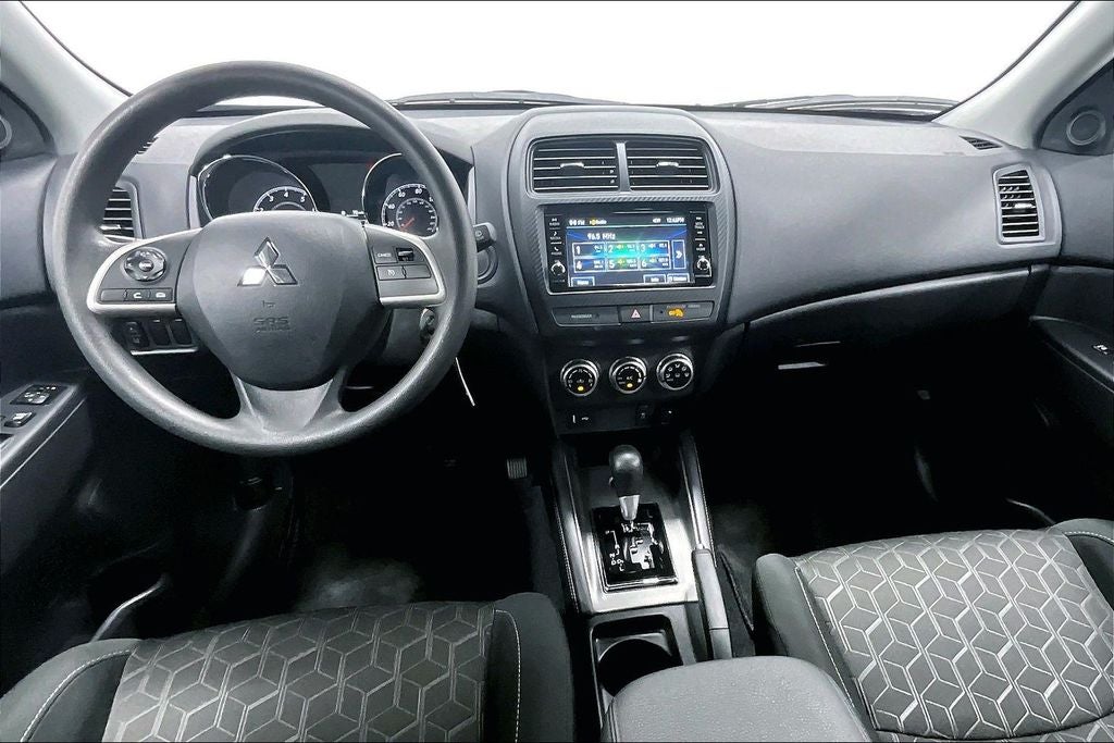 2025 Mitsubishi Outlander Sport S