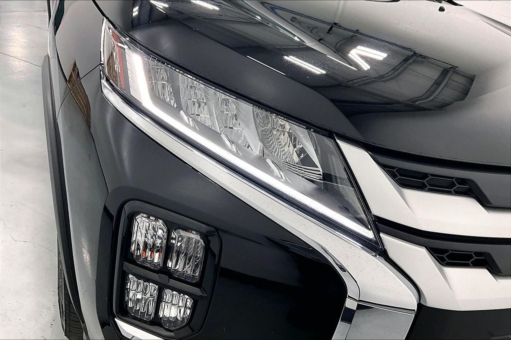 2025 Mitsubishi Outlander Sport S