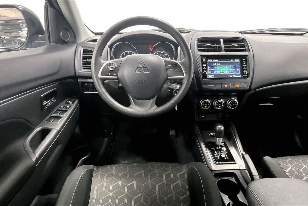 2025 Mitsubishi Outlander Sport S