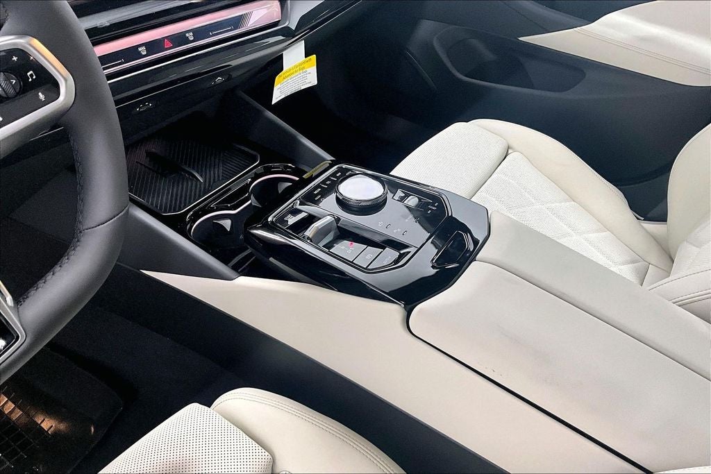 2026 BMW 5 Series 550e xDrive