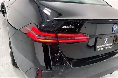2027 BMW 5 Series 550e xDrive