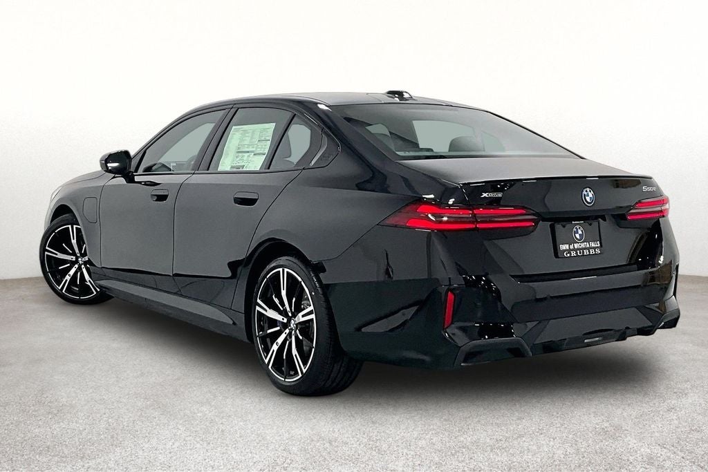 2027 BMW 5 Series 550e xDrive