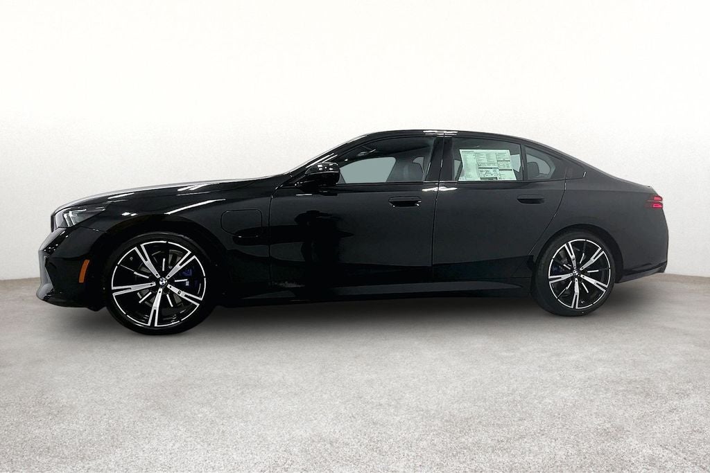 2027 BMW 5 Series 550e xDrive