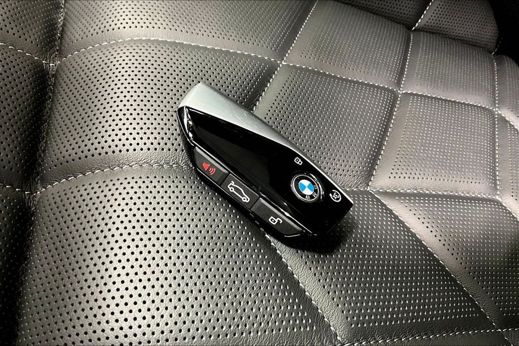 2025 BMW 7 Series 760i xDrive