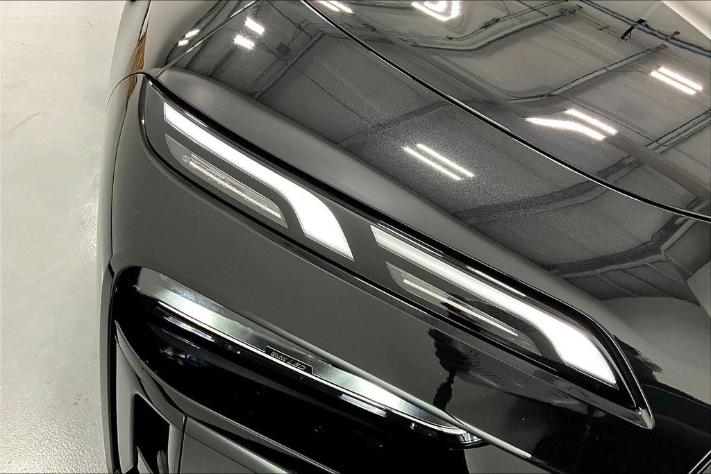 2025 BMW 7 Series 760i xDrive