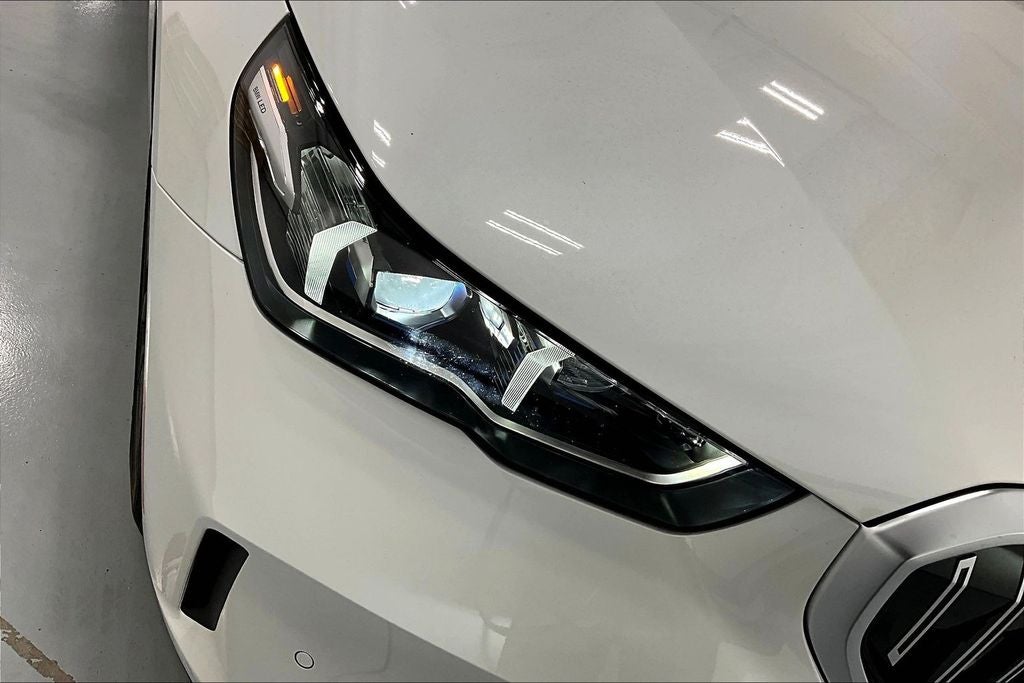 2026 BMW 5 Series 530i