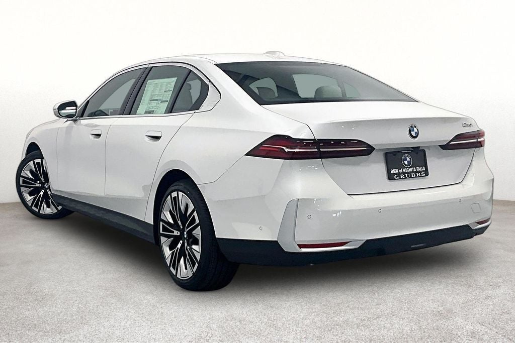 2027 BMW 5 Series 530i
