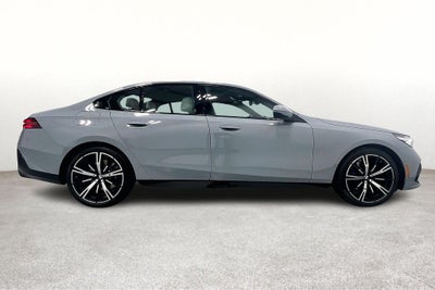 2026 BMW 5 Series 530i