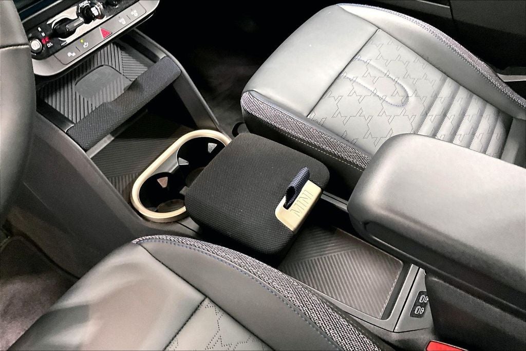 2025 MINI Cooper S Countryman Signature Plus