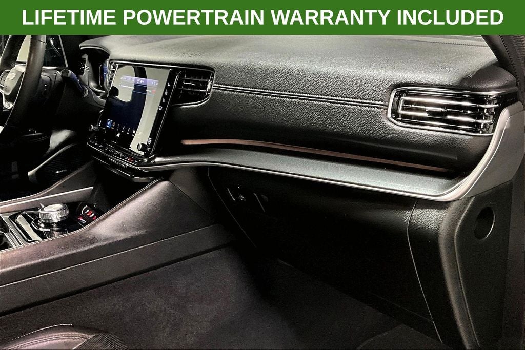 2023 Jeep Wagoneer Base