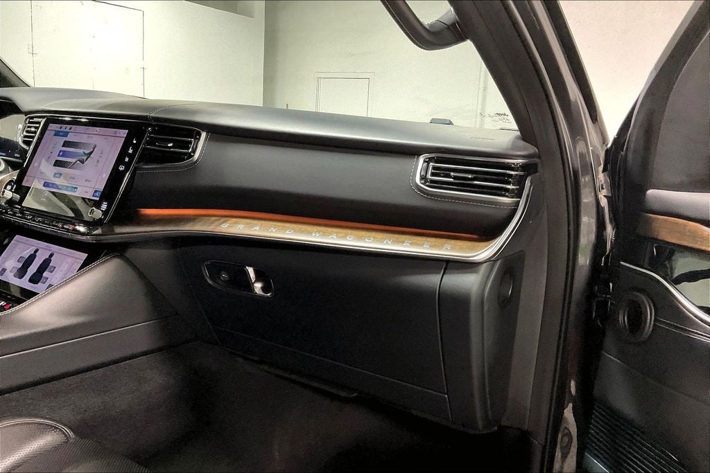 2022 Jeep Grand Wagoneer Series II