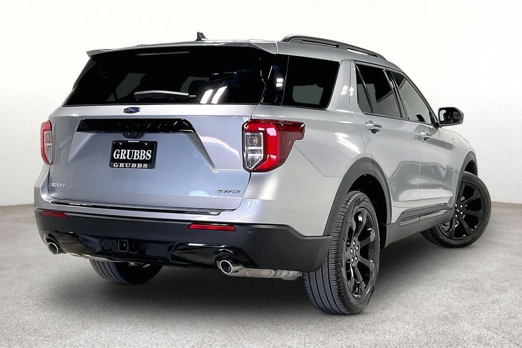 2024 Ford Explorer ST-Line