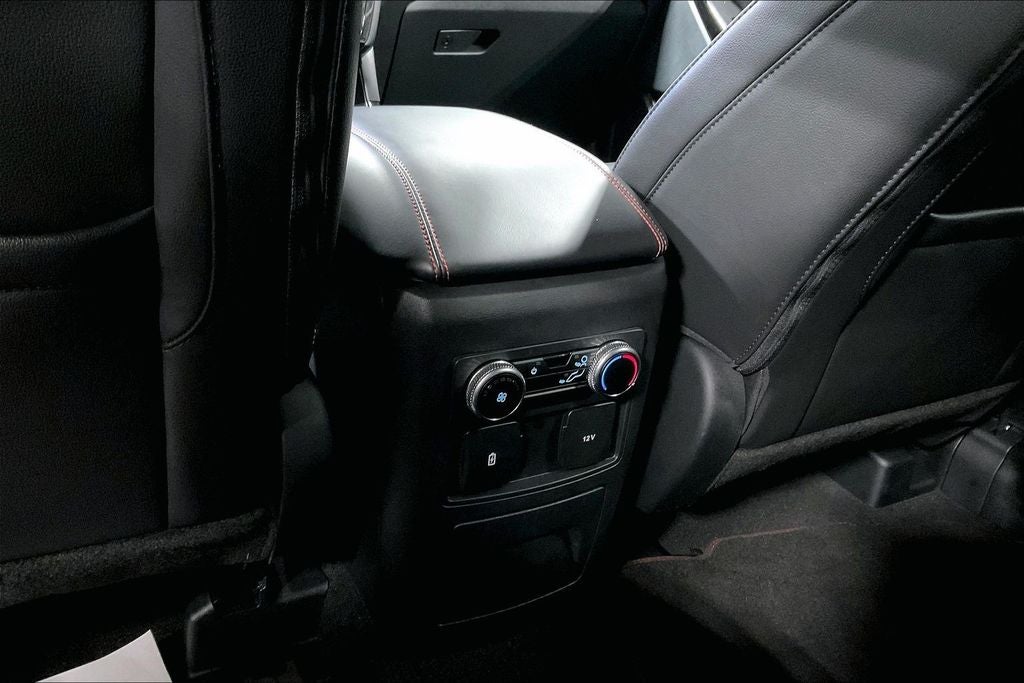 2024 Ford Explorer ST-Line