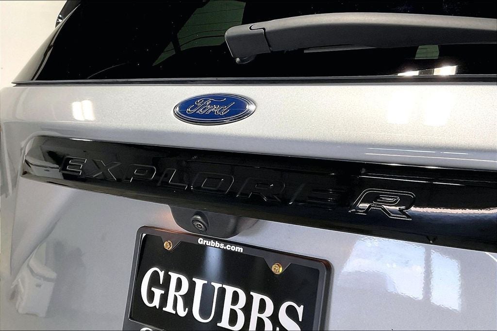 2024 Ford Explorer ST-Line