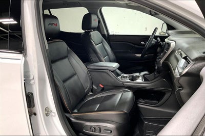 2022 GMC Acadia AT4
